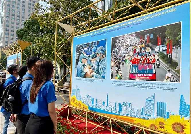 Khai mạc triển lãm TP Hồ Chí Minh - 47 năm cùng cả nước, vì cả nước - Ảnh 4. Khai mạc triển lãm TP Hồ Chí Minh - 47 năm cùng cả nước, vì cả nước - Ảnh 4.