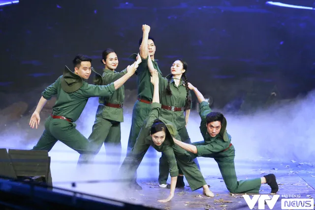 Bài ca không quên về người chiến sĩ giao liên - Ảnh 2. Bài ca không quên về người chiến sĩ giao liên - Ảnh 2.