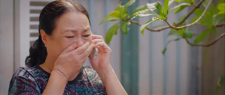 Thương ngày nắng về 2 - Tập 12: Khánh bị mẹ chồng, chị chồng hùa vào ức hiếp, bà Nga như đứt từng khúc ruột - Ảnh 25. Thương ngày nắng về 2 - Tập 12: Khánh bị mẹ chồng, chị chồng hùa vào ức hiếp, bà Nga như đứt từng khúc ruột - Ảnh 25.
