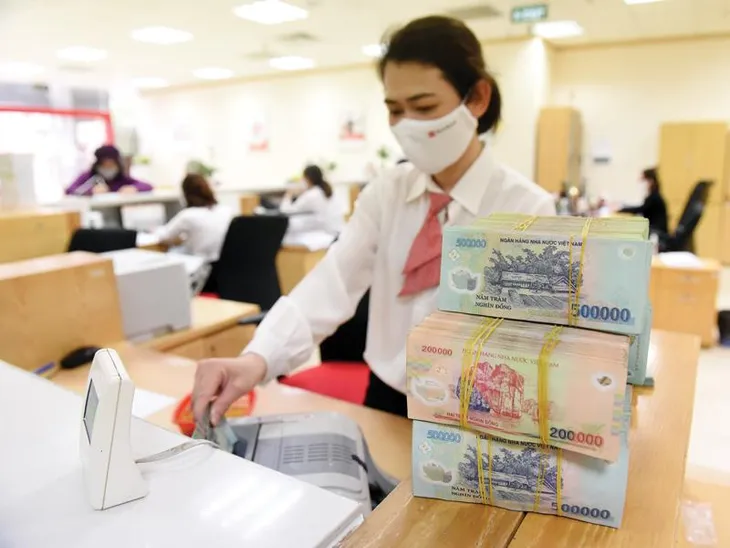 Lãi suất tiết kiệm tăng - Ảnh 2.