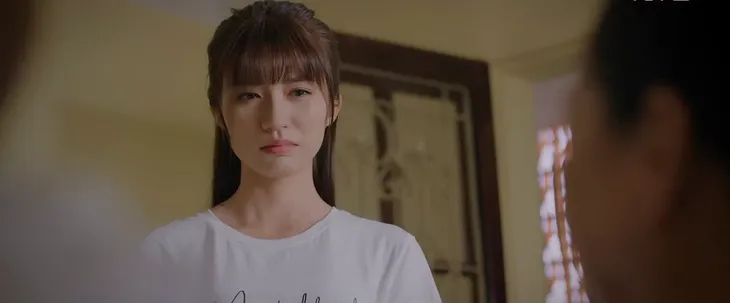 Thương ngày nắng về 2 - Tập 12: Khánh bị mẹ chồng, chị chồng hùa vào ức hiếp, bà Nga như đứt từng khúc ruột - Ảnh 3. Thương ngày nắng về 2 - Tập 12: Khánh bị mẹ chồng, chị chồng hùa vào ức hiếp, bà Nga như đứt từng khúc ruột - Ảnh 3.