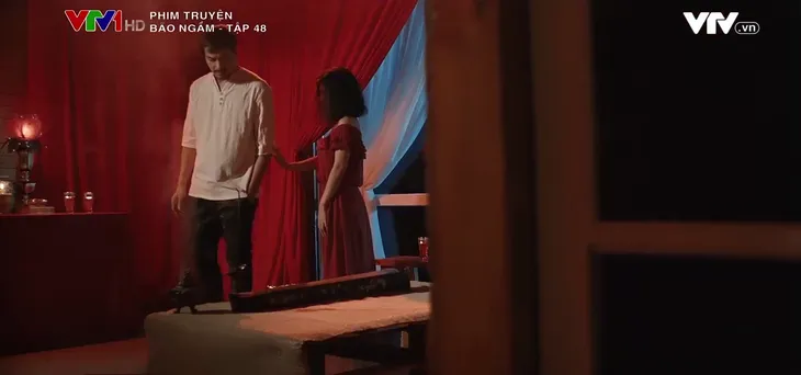 Bão ngầm - Tập 48: Vừa trừ khử người tình đồng giới, Ong chúa lại ve vãn Sơn bạch tuộc - Ảnh 13. Bão ngầm - Tập 48: Vừa trừ khử người tình đồng giới, Ong chúa lại ve vãn Sơn bạch tuộc - Ảnh 13.