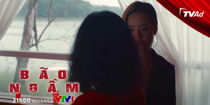 Bão ngầm - Tập 31: Ong chúa - nhân vật bí hiểm với tình yêu đồng giới - Ảnh 1. Bão ngầm - Tập 31: Ong chúa - nhân vật bí hiểm với tình yêu đồng giới - Ảnh 1.