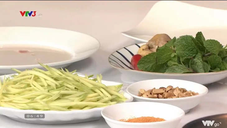 Cách làm nộm chân gà chua cay siêu nhanh mà siêu ngon - Ảnh 1. Cách làm nộm chân gà chua cay siêu nhanh mà siêu ngon - Ảnh 1.