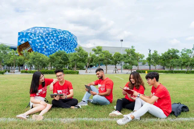 Du học không gián đoạn tại BUV - Ảnh 3. Du học không gián đoạn tại BUV - Ảnh 3.