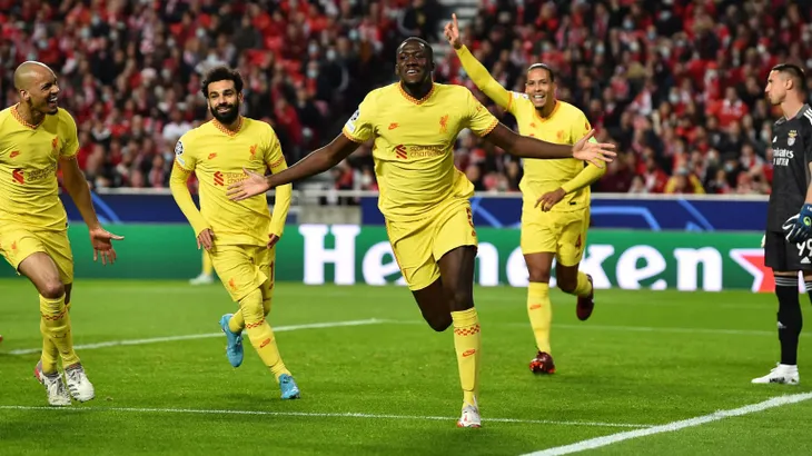 Đè bẹp Benfica, Liverpool chạm một tay vào bán kết Champions League - Ảnh 1. Đè bẹp Benfica, Liverpool chạm một tay vào bán kết Champions League - Ảnh 1.