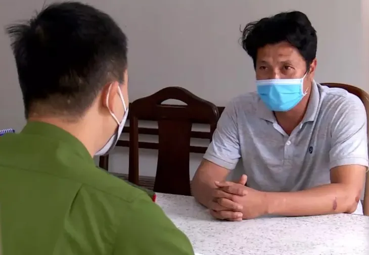 Vụ ôtô lao vào tiệm bánh mì ở Đà Nẵng: Tài xế nhậu 6 tiếng trước khi gây tai nạn - Ảnh 1. Vụ ôtô lao vào tiệm bánh mì ở Đà Nẵng: Tài xế nhậu 6 tiếng trước khi gây tai nạn - Ảnh 1.