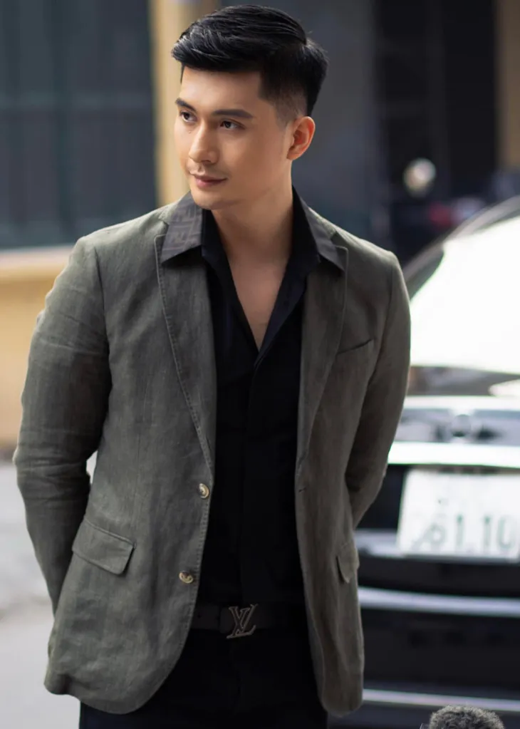 Loạt ảnh hậu trường góc nào cũng đẹp của Lâm Bảo Châu trong Thương ngày nắng về - Ảnh 6. Loạt ảnh hậu trường góc nào cũng đẹp của Lâm Bảo Châu trong Thương ngày nắng về - Ảnh 6.