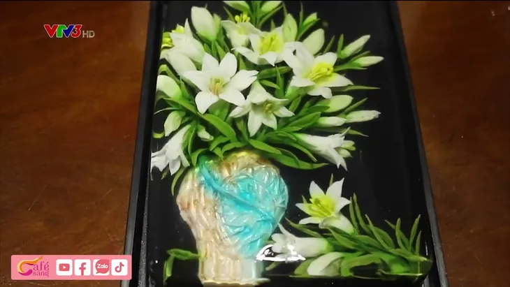 Sắc hoa loa kèn dịu dàng trên phố Hà Nội - Ảnh 5. Sắc hoa loa kèn dịu dàng trên phố Hà Nội - Ảnh 5.