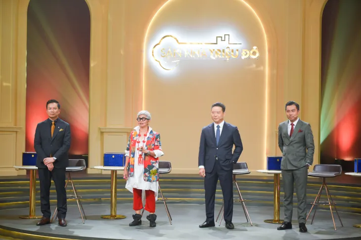 Săn nhà triệu đô - Tập 1: Phạm lỗi trang phục, thí sinh đầu tiên bị thu hồi chiếc chìa khóa cơ hội - Ảnh 1. Săn nhà triệu đô - Tập 1: Phạm lỗi trang phục, thí sinh đầu tiên bị thu hồi chiếc chìa khóa cơ hội - Ảnh 1.