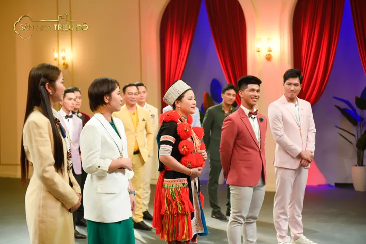 Săn nhà triệu đô - Tập 1: Phạm lỗi trang phục, thí sinh đầu tiên bị thu hồi chiếc chìa khóa cơ hội - Ảnh 8. Săn nhà triệu đô - Tập 1: Phạm lỗi trang phục, thí sinh đầu tiên bị thu hồi chiếc chìa khóa cơ hội - Ảnh 8.