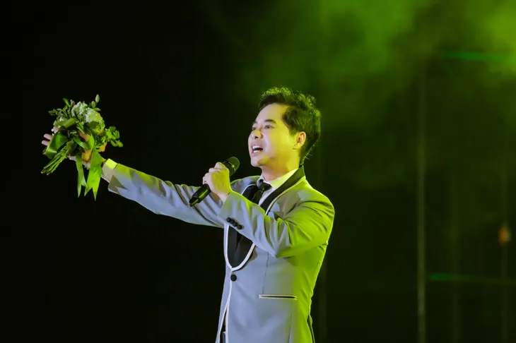 Ngọc Sơn sáng tác và phát hành MV ca khúc dành tặng Ninh Bình - Ảnh 1. Ngọc Sơn sáng tác và phát hành MV ca khúc dành tặng Ninh Bình - Ảnh 1.