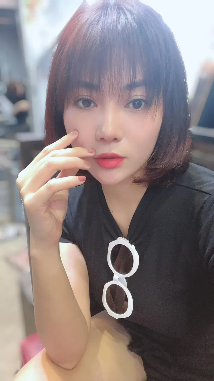Diễn viên Việt tuần qua: Lan Phương đăng ảnh sốc về Vân Khánh, NSND Thu Hà trẻ đến khó tin - Ảnh 9. Diễn viên Việt tuần qua: Lan Phương đăng ảnh sốc về Vân Khánh, NSND Thu Hà trẻ đến khó tin - Ảnh 9.
