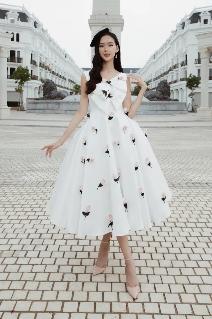 Hoa hậu Lương Thùy Linh đọ sắc bên mỹ nữ cao nhất Miss World Vietnam 2022 - Ảnh 6. Hoa hậu Lương Thùy Linh đọ sắc bên mỹ nữ cao nhất Miss World Vietnam 2022 - Ảnh 6.
