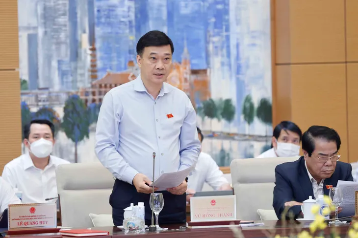 1,5 triệu nhà đầu tư không chuyên tham gia thị trường chứng khoán - Ảnh 1. 1,5 triệu nhà đầu tư không chuyên tham gia thị trường chứng khoán - Ảnh 1.