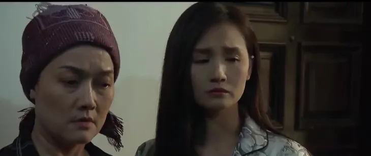 Chồng cũ, vợ cũ, người yêu cũ - Tập 5: Con riêng của Việt nghe lén Giang nói chuyện với mẹ ruột - Ảnh 4. Chồng cũ, vợ cũ, người yêu cũ - Tập 5: Con riêng của Việt nghe lén Giang nói chuyện với mẹ ruột - Ảnh 4.