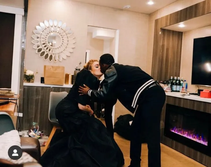 Adele hạnh phúc bên tình yêu mới - Ảnh 4. Adele hạnh phúc bên tình yêu mới - Ảnh 4.