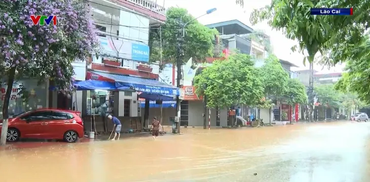 Mưa lũ lớn ở miền núi phía Bắc, 4 người thiệt mạng và mất tích - Ảnh 5. Mưa lũ lớn ở miền núi phía Bắc, 4 người thiệt mạng và mất tích - Ảnh 5.