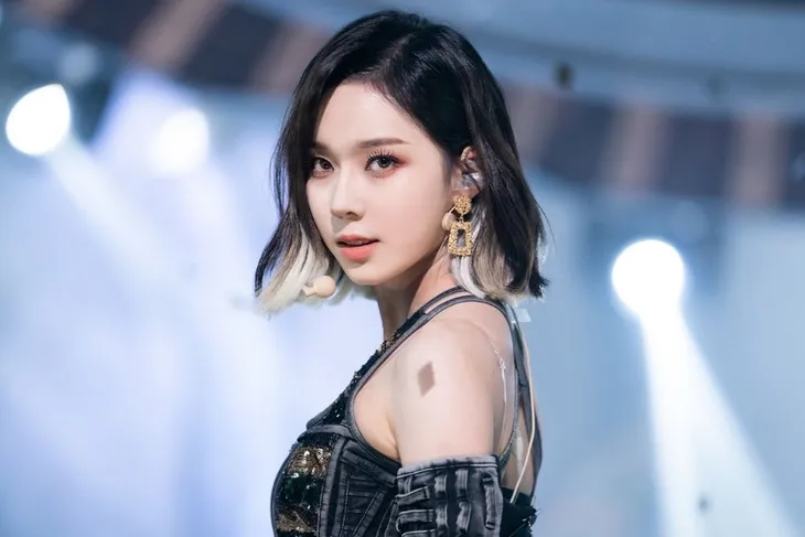 Những nữ thần tượng K-Pop gây ấn tượng trong năm 2022 vì quá xinh đẹp - Ảnh 1. Những nữ thần tượng K-Pop gây ấn tượng trong năm 2022 vì quá xinh đẹp - Ảnh 1.