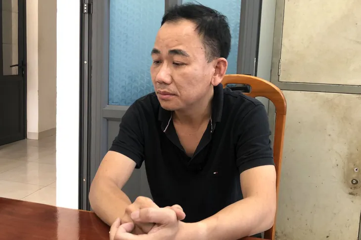 Công an triệu tập những người liên quan vụ tài xế Mercedes truy đuổi, tông chết người ở Phan Thiết - Ảnh 1. Công an triệu tập những người liên quan vụ tài xế Mercedes truy đuổi, tông chết người ở Phan Thiết - Ảnh 1.