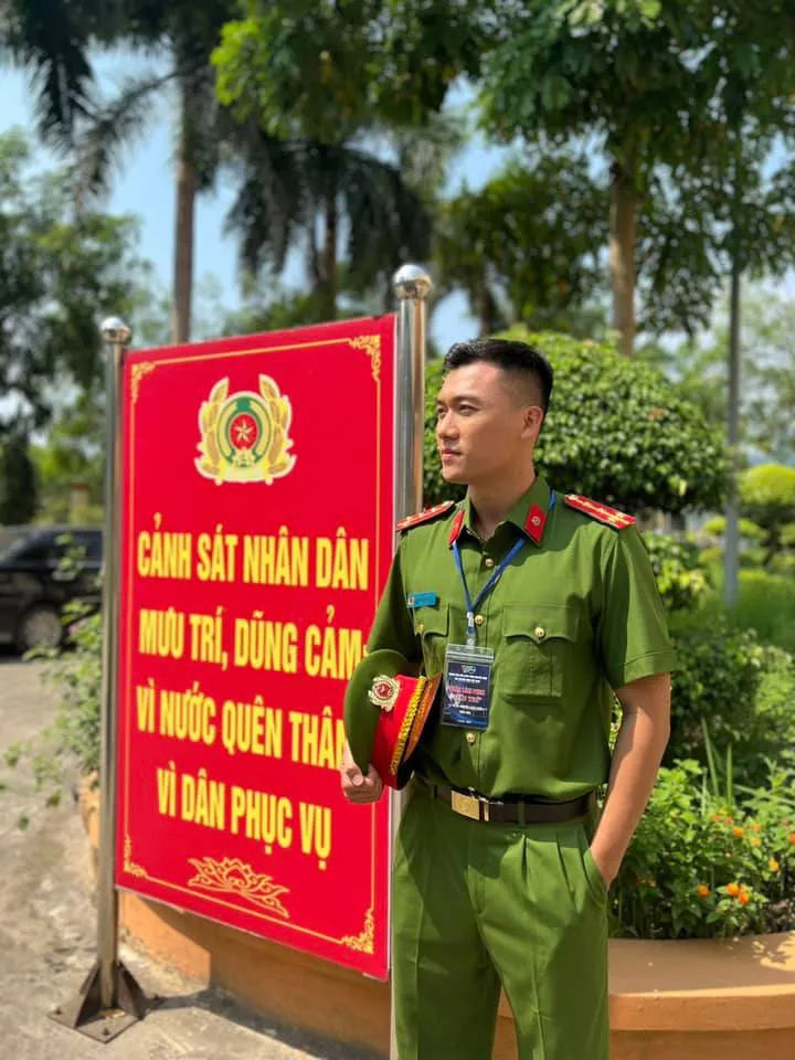 Đội hình trai xinh gái đẹp trong phim mới về cảnh sát - Ảnh 6. Đội hình trai xinh gái đẹp trong phim mới về cảnh sát - Ảnh 6.