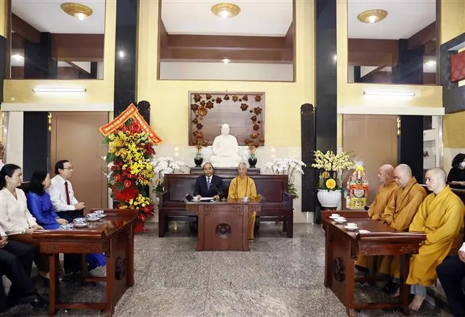 Chủ tịch nước: Phật giáo có vai trò rất quan trọng trong việc hộ quốc, an dân - Ảnh 3. Chủ tịch nước: Phật giáo có vai trò rất quan trọng trong việc hộ quốc, an dân - Ảnh 3.