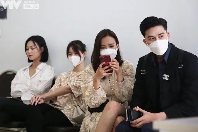 Hậu trường dàn thí sinh gen Z háo hức thi tuyển diễn viên truyền hình - Ảnh 1. Hậu trường dàn thí sinh gen Z háo hức thi tuyển diễn viên truyền hình - Ảnh 1.