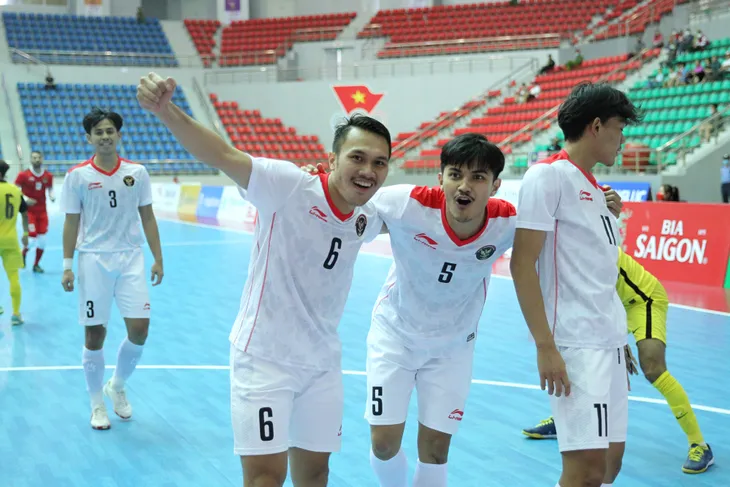Đánh bại Malaysia, ĐT futsal Indonesia dẫn đầu BXH môn futsal nam SEA Games 31 - Ảnh 1. Đánh bại Malaysia, ĐT futsal Indonesia dẫn đầu BXH môn futsal nam SEA Games 31 - Ảnh 1.