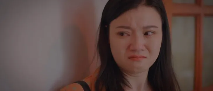 Thương ngày nắng về 2 - Tập 20: Khánh uất nghẹn gọi điện cầu cứu Trang - Ảnh 5. Thương ngày nắng về 2 - Tập 20: Khánh uất nghẹn gọi điện cầu cứu Trang - Ảnh 5.