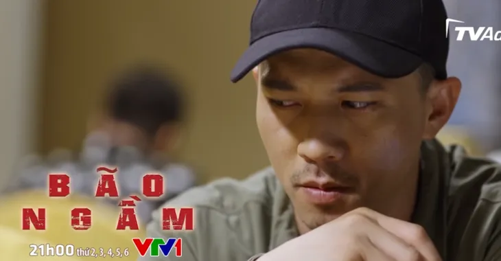 Bão ngầm - Tập 59: Yến dùng mỹ nhân kế moi thông tin về Sơn bạch tuộc - Ảnh 4. Bão ngầm - Tập 59: Yến dùng mỹ nhân kế moi thông tin về Sơn bạch tuộc - Ảnh 4.