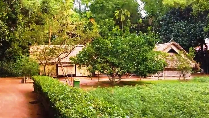 Bình dị nếp nhà tranh Làng Sen - Ảnh 1. Bình dị nếp nhà tranh Làng Sen - Ảnh 1.