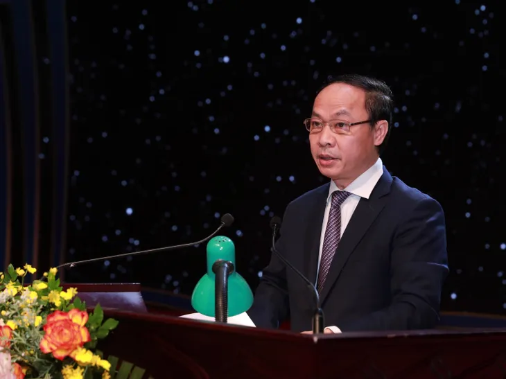 Tuyên dương 700 học sinh giỏi tiêu biểu Thủ đô năm học 2021 - 2022 - Ảnh 2. Tuyên dương 700 học sinh giỏi tiêu biểu Thủ đô năm học 2021 - 2022 - Ảnh 2.