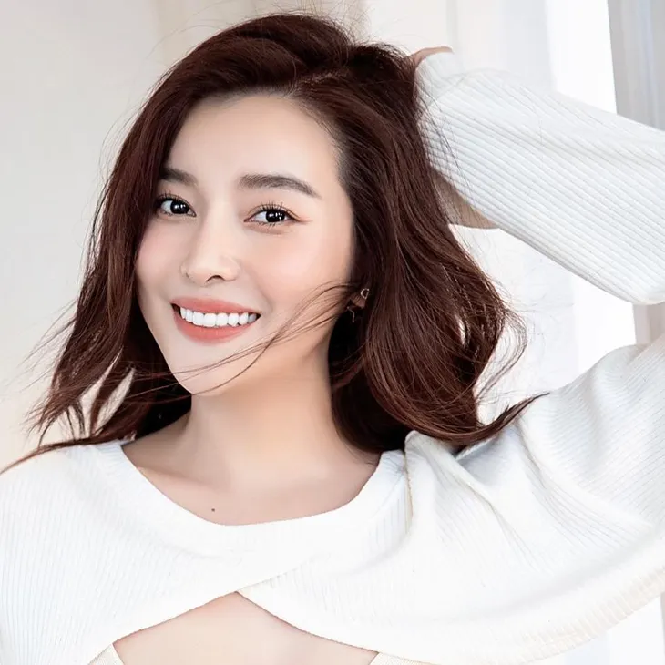 Cao Thái Hà xin lỗi vì phát ngôn gây tranh cãi về người bố quá cố - Ảnh 1. Cao Thái Hà xin lỗi vì phát ngôn gây tranh cãi về người bố quá cố - Ảnh 1.