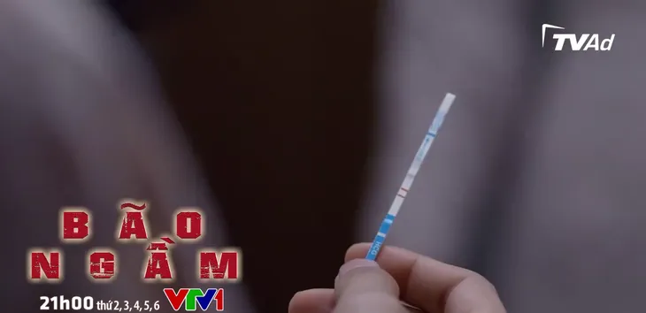 Bão ngầm - Tập 65: Hạ Lam run rẩy khi có bầu với em trai ông trùm - Ảnh 4. Bão ngầm - Tập 65: Hạ Lam run rẩy khi có bầu với em trai ông trùm - Ảnh 4.