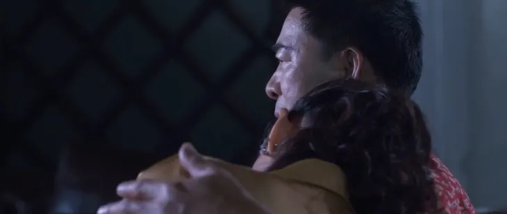 Bão ngầm - Tập 65: Ông trùm ra lệnh giết Sơn bạch tuộc khi xong chuyến hàng - Ảnh 23. Bão ngầm - Tập 65: Ông trùm ra lệnh giết Sơn bạch tuộc khi xong chuyến hàng - Ảnh 23.