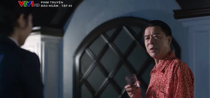 Bão ngầm - Tập 65: Ông trùm ra lệnh giết Sơn bạch tuộc khi xong chuyến hàng - Ảnh 19. Bão ngầm - Tập 65: Ông trùm ra lệnh giết Sơn bạch tuộc khi xong chuyến hàng - Ảnh 19.