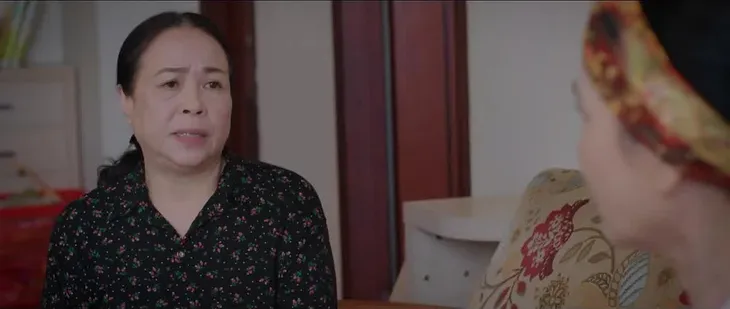 Thương ngày nắng về 2 - Tập 25: Bà Hiền tức điên khi bị bà Nga rủa đừng nên tạo nghiệp thêm - Ảnh 3. Thương ngày nắng về 2 - Tập 25: Bà Hiền tức điên khi bị bà Nga rủa đừng nên tạo nghiệp thêm - Ảnh 3.