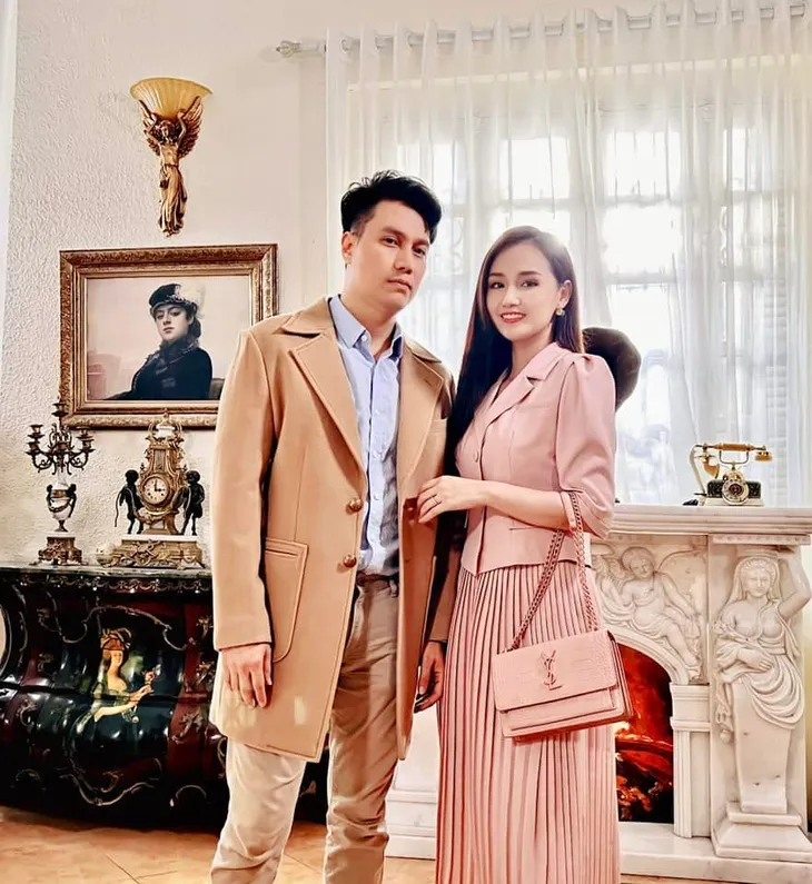 Diễn viên Việt tuần qua: Hồng Đăng khoe ảnh thẻ từ 8 năm trước, Quỳnh Kool cắt tóc ngắn - Ảnh 12. Diễn viên Việt tuần qua: Hồng Đăng khoe ảnh thẻ từ 8 năm trước, Quỳnh Kool cắt tóc ngắn - Ảnh 12.