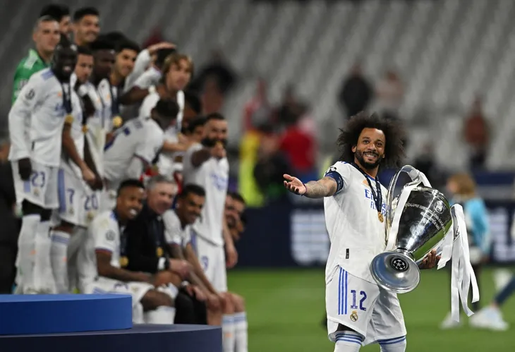 ẢNH: Real Madrid ăn mừng chức vô địch UEFA Champions League lần thứ 14 - Ảnh 6. ẢNH: Real Madrid ăn mừng chức vô địch UEFA Champions League lần thứ 14 - Ảnh 6.