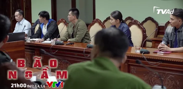 Bão ngầm - Tập 66: Hải Triều và nữ trinh sát mới phối hợp ăn ý - Ảnh 7. Bão ngầm - Tập 66: Hải Triều và nữ trinh sát mới phối hợp ăn ý - Ảnh 7.