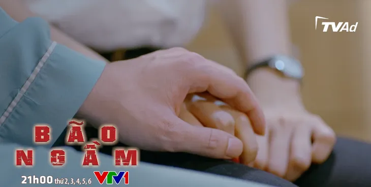 Bão ngầm - Tập 50: Hải Triều nhận lỗi, hôn bạn gái đắm đuối - Ảnh 6. Bão ngầm - Tập 50: Hải Triều nhận lỗi, hôn bạn gái đắm đuối - Ảnh 6.