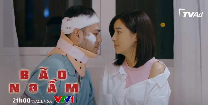 Bão ngầm - Tập 50: Hải Triều nhận lỗi, hôn bạn gái đắm đuối - Ảnh 7. Bão ngầm - Tập 50: Hải Triều nhận lỗi, hôn bạn gái đắm đuối - Ảnh 7.