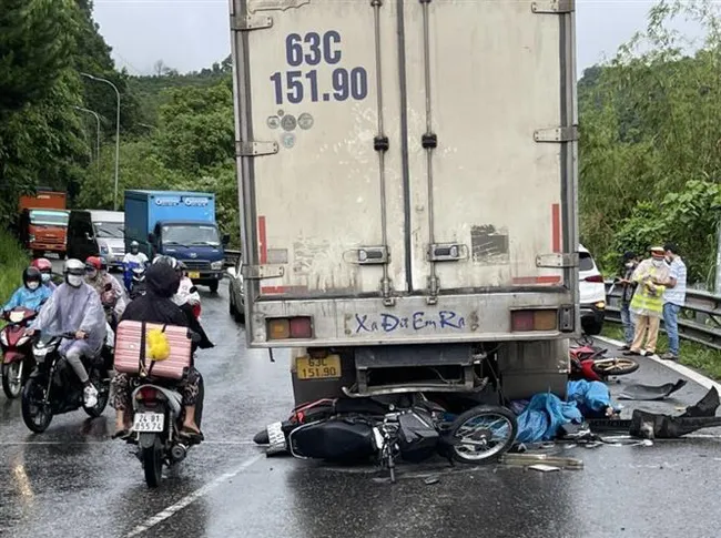 4 ngày nghỉ lễ, toàn quốc xảy ra vụ 104 tai nạn giao thông, làm chết 55 người - Ảnh 1. 4 ngày nghỉ lễ, toàn quốc xảy ra vụ 104 tai nạn giao thông, làm chết 55 người - Ảnh 1.