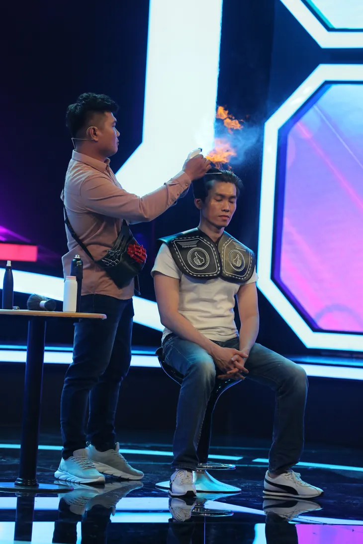 Giác quan thứ 6: Chàng trai trổ tài nhảy dây nghệ thuật khiến Lâm Vỹ Dạ trầm trồ - Ảnh 4. Giác quan thứ 6: Chàng trai trổ tài nhảy dây nghệ thuật khiến Lâm Vỹ Dạ trầm trồ - Ảnh 4.