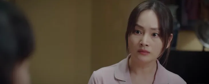 Thương ngày nắng về 2 - Tập 26: Khánh bức xúc vì bị con gái nghi oan cặp bồ - Ảnh 4. Thương ngày nắng về 2 - Tập 26: Khánh bức xúc vì bị con gái nghi oan cặp bồ - Ảnh 4.