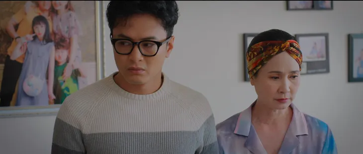 Thương ngày nắng về 2 - Tập 25: Ngày Khánh - Đức ly hôn, trời đổ cơn mưa lớn tan nát cả cõi lòng - Ảnh 2. Thương ngày nắng về 2 - Tập 25: Ngày Khánh - Đức ly hôn, trời đổ cơn mưa lớn tan nát cả cõi lòng - Ảnh 2.