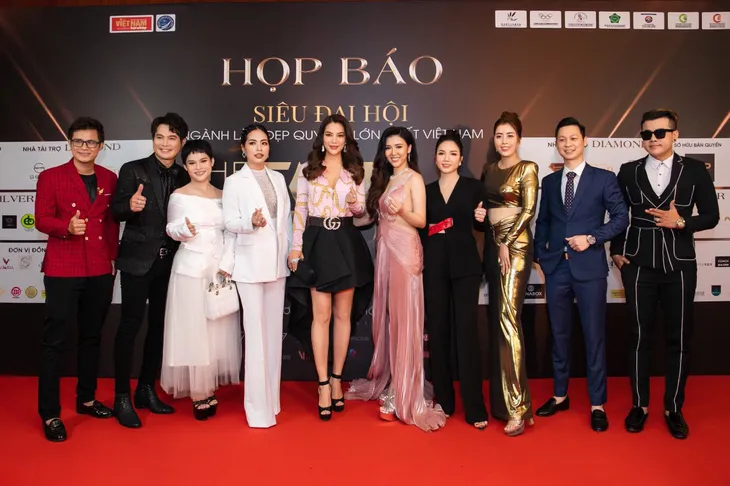 Nhiều ngôi sao hội ngộ tại The Face Beauty Việt Nam 2022 - Ảnh 1. Nhiều ngôi sao hội ngộ tại The Face Beauty Việt Nam 2022 - Ảnh 1.