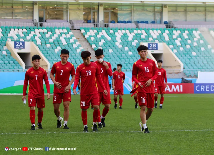 ĐT U23 Việt Nam rèn đấu pháp cho trận ra quân tại VCK U23 châu Á 2022 - Ảnh 1. ĐT U23 Việt Nam rèn đấu pháp cho trận ra quân tại VCK U23 châu Á 2022 - Ảnh 1.