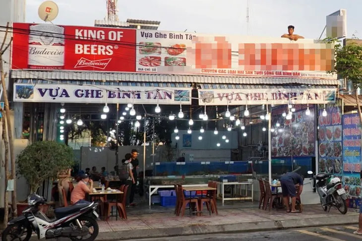 Công an vào cuộc xác minh vụ 22 người ăn hải sản hết 42 triệu đồng ở Nha Trang - Ảnh 2. Công an vào cuộc xác minh vụ 22 người ăn hải sản hết 42 triệu đồng ở Nha Trang - Ảnh 2.
