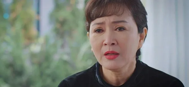 NSND Minh Hòa: Tôi không nghĩ vai diễn này lại dữ dội đến vậy - Ảnh 1. NSND Minh Hòa: Tôi không nghĩ vai diễn này lại dữ dội đến vậy - Ảnh 1.
